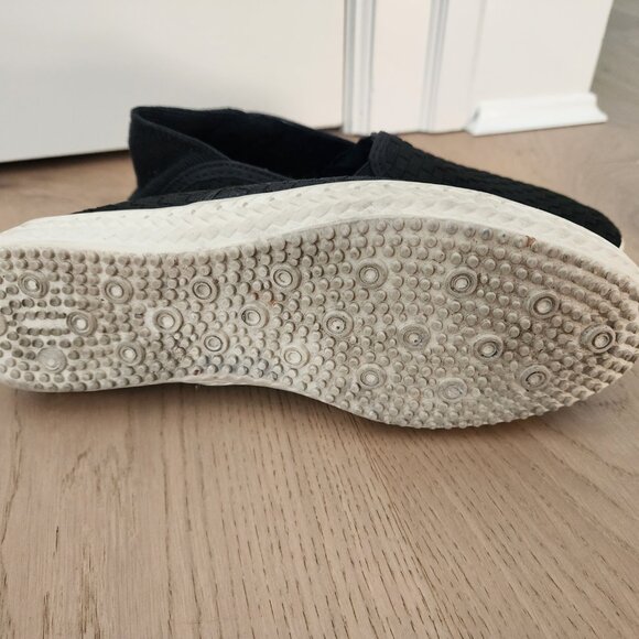 Women's Bernie Mev Slip-On Shoes - Picture 5 of 6